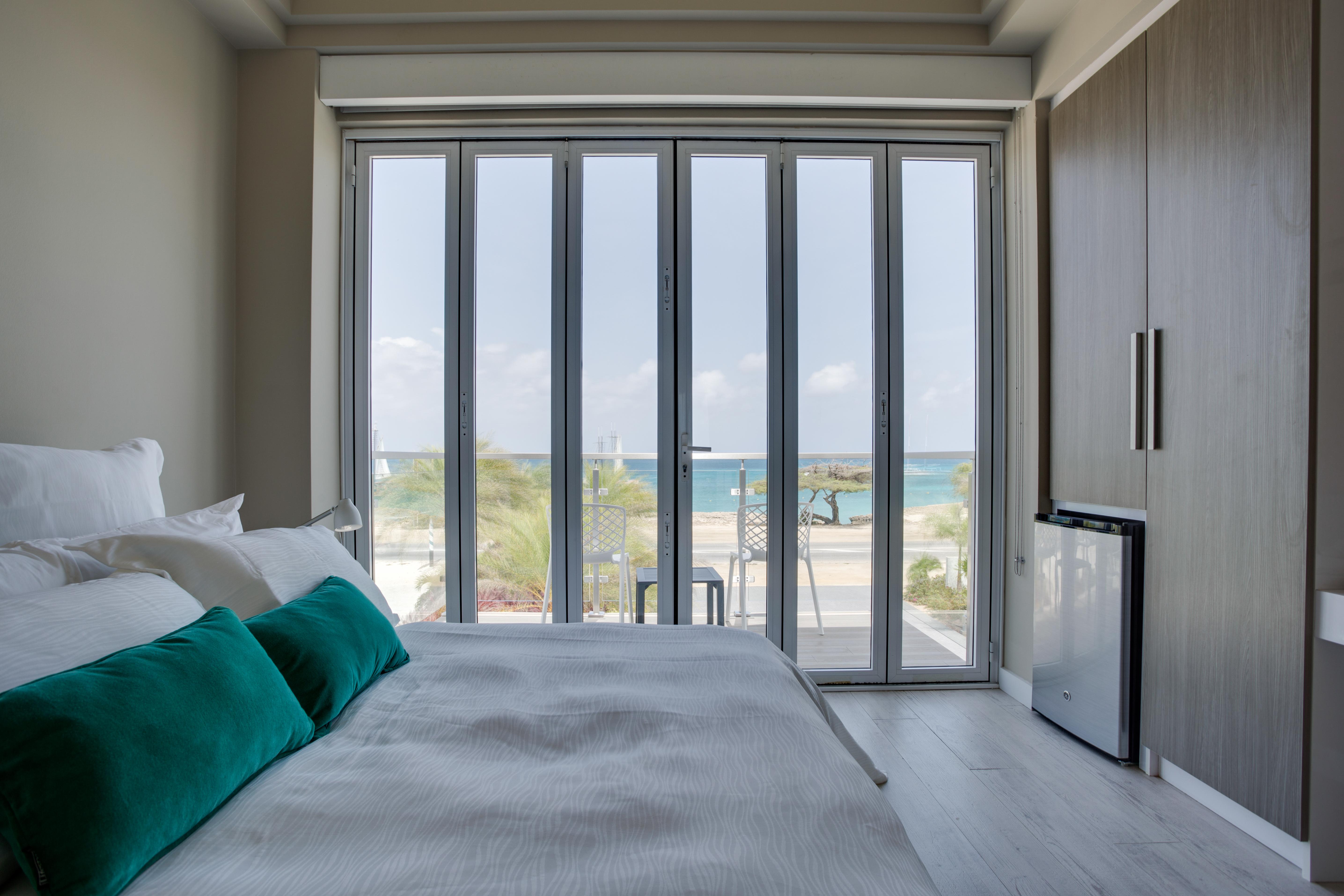 Ocean Z Boutique Hotel Palm Beach Bagian luar foto