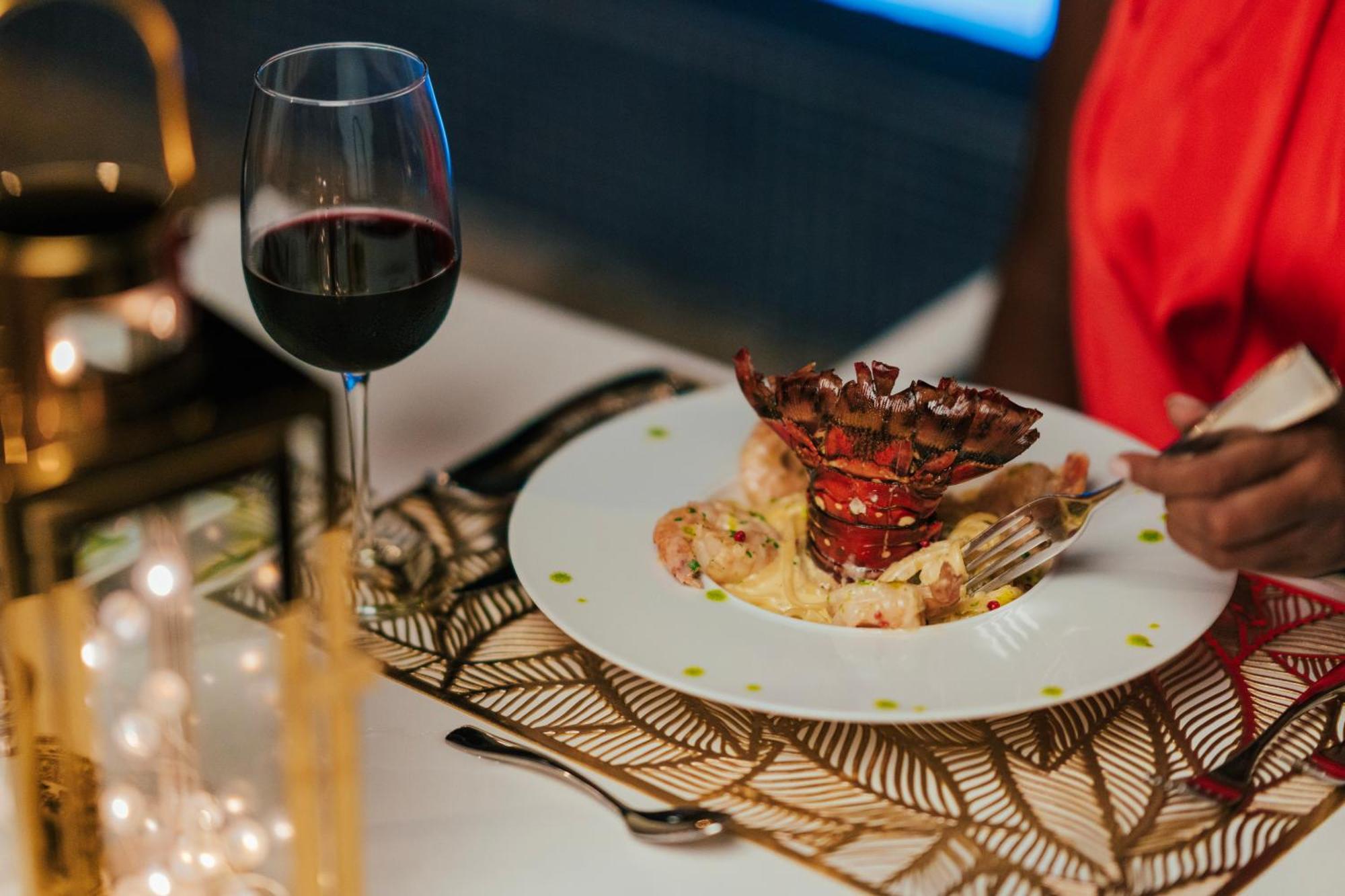 Ocean Z Boutique Hotel Palm Beach Bagian luar foto