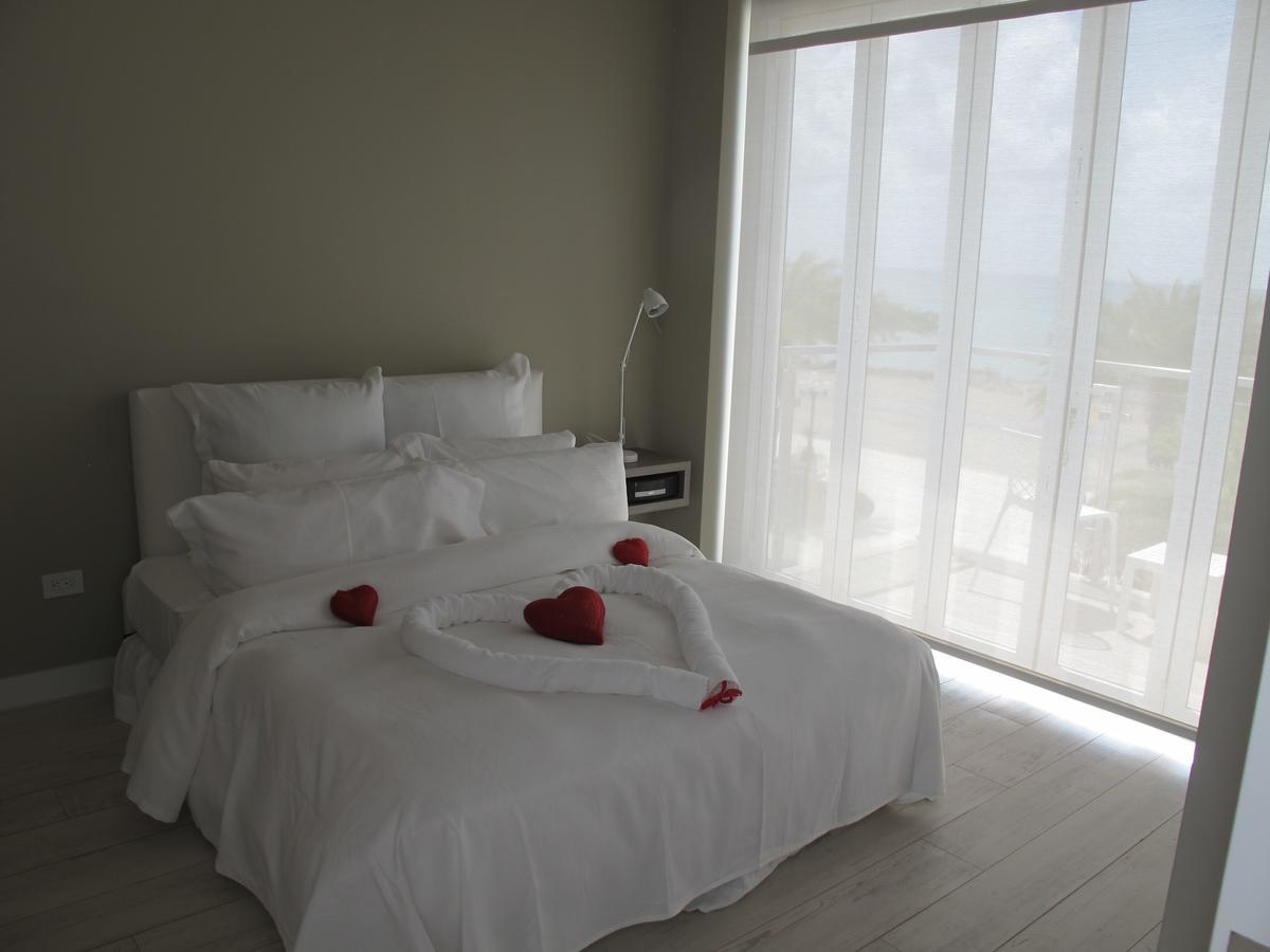 Ocean Z Boutique Hotel Palm Beach Bagian luar foto